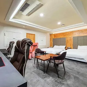 ホテル Carlton Juan Spacious Renovated Free Wifi, インチョン広域市